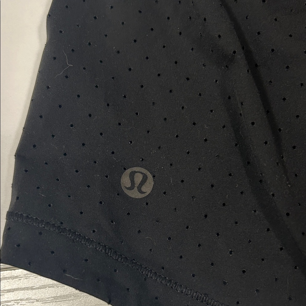 lululemon athletica Black Athletic Shorts - Picture 2 of 7